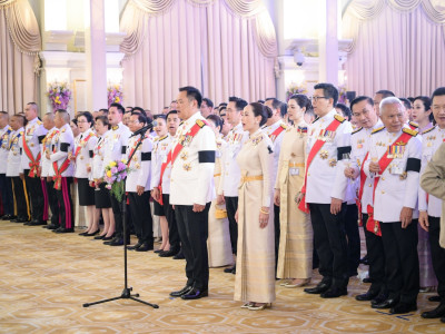 นายอนุทิน ชาญวีรกูล นายกรัฐมนตรี ... พารามิเตอร์รูปภาพ 3