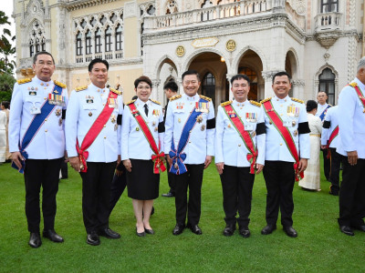 นายอนุทิน ชาญวีรกูล นายกรัฐมนตรี ... พารามิเตอร์รูปภาพ 36