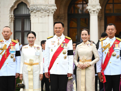 นายอนุทิน ชาญวีรกูล นายกรัฐมนตรี ... พารามิเตอร์รูปภาพ 8