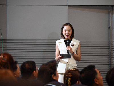 รองอธิบดีกรมส่งเสริมสหกรณ์ พร้อมด้วย นายอนุรัตน์ เลื่อนลอย ... พารามิเตอร์รูปภาพ 16