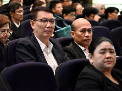 รองอธิบดีกรมส่งเสริมสหกรณ์ พร้อมด้วย นายอนุรัตน์ เลื่อนลอย ... พารามิเตอร์รูปภาพ 6