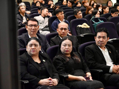รองอธิบดีกรมส่งเสริมสหกรณ์ พร้อมด้วย นายอนุรัตน์ เลื่อนลอย ... พารามิเตอร์รูปภาพ 9